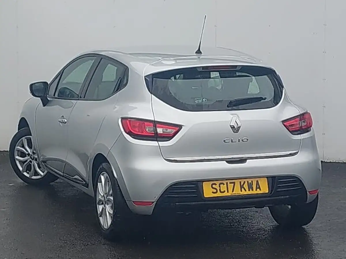 2017-renault-clio-12-dynamique-nav-big-1