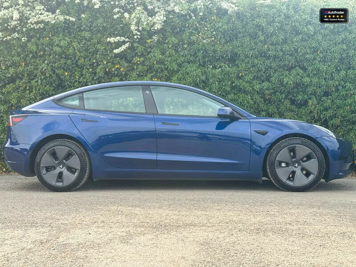2021-tesla-model-3-e-standard-plus-big-3