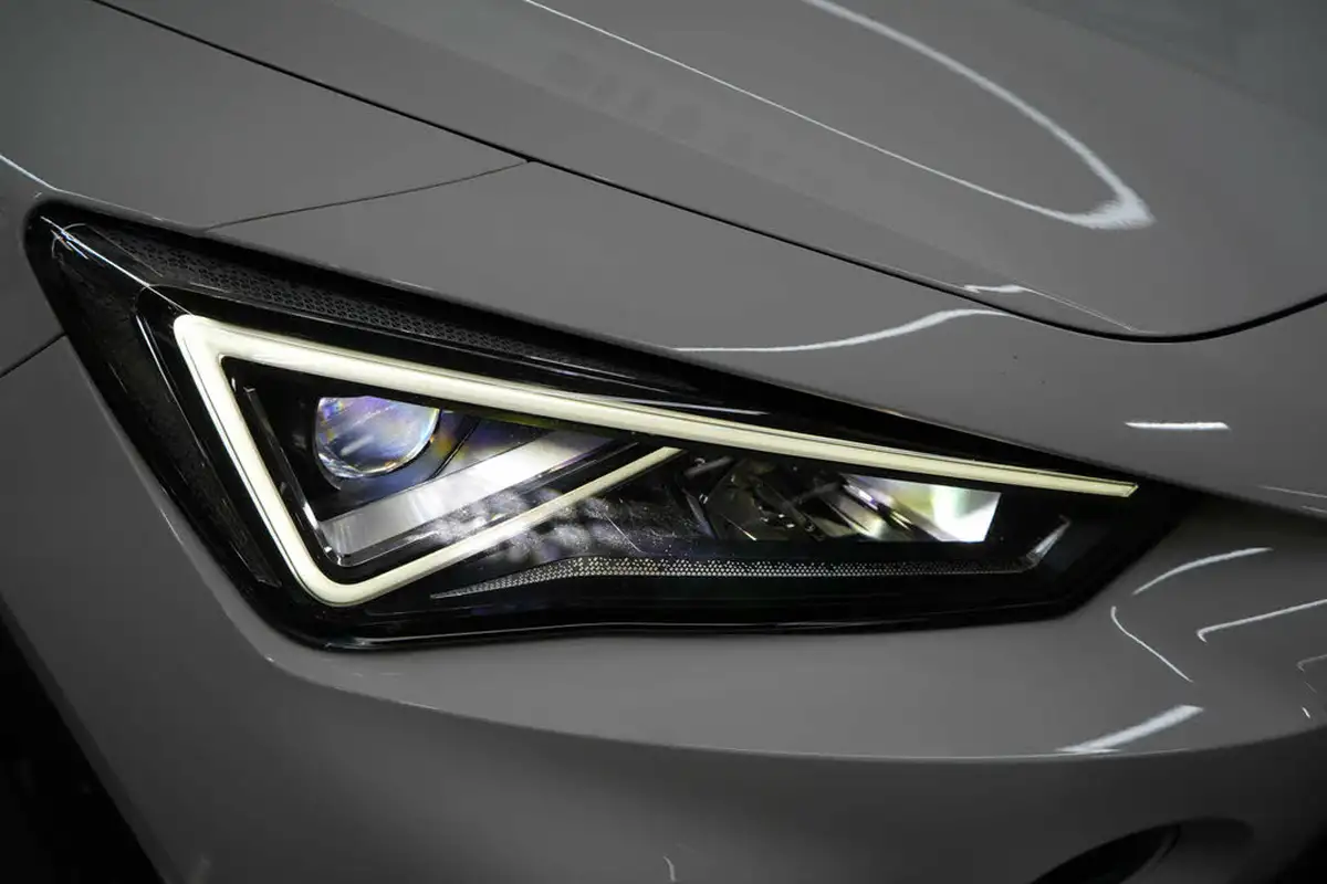 2023-cupra-formentor-20-tsi-v2-big-10