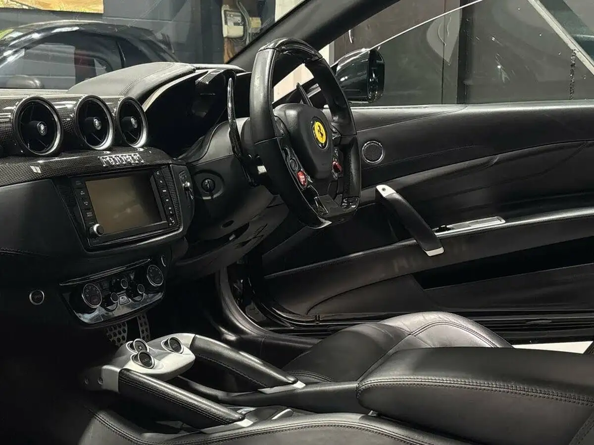 2013-ferrari-ff-63-big-31