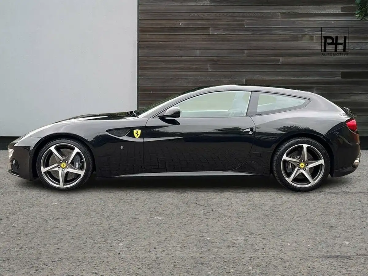 2013-ferrari-ff-63-big-7
