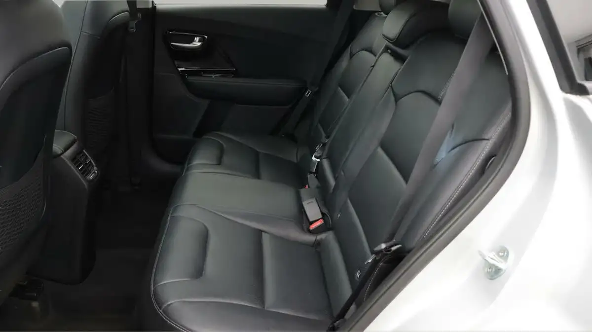 2021-kia-niro-16-gdi-4-156kwh-big-26