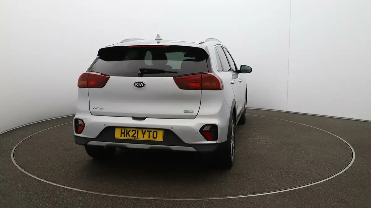 2021-kia-niro-16-gdi-4-156kwh-big-50