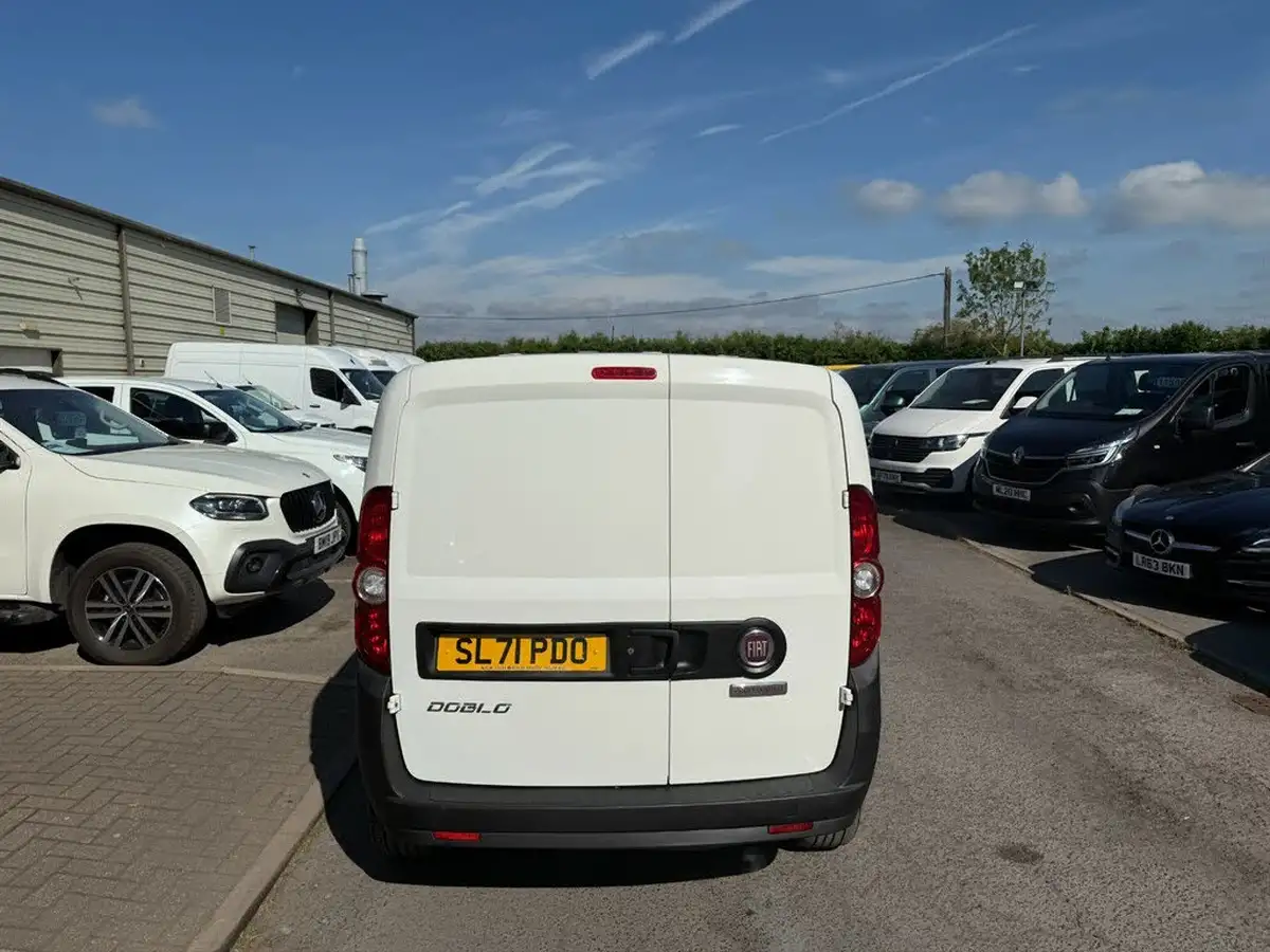 2021-fiat-doblo-cargo-13td-l2h1-maxi-sx-big-4
