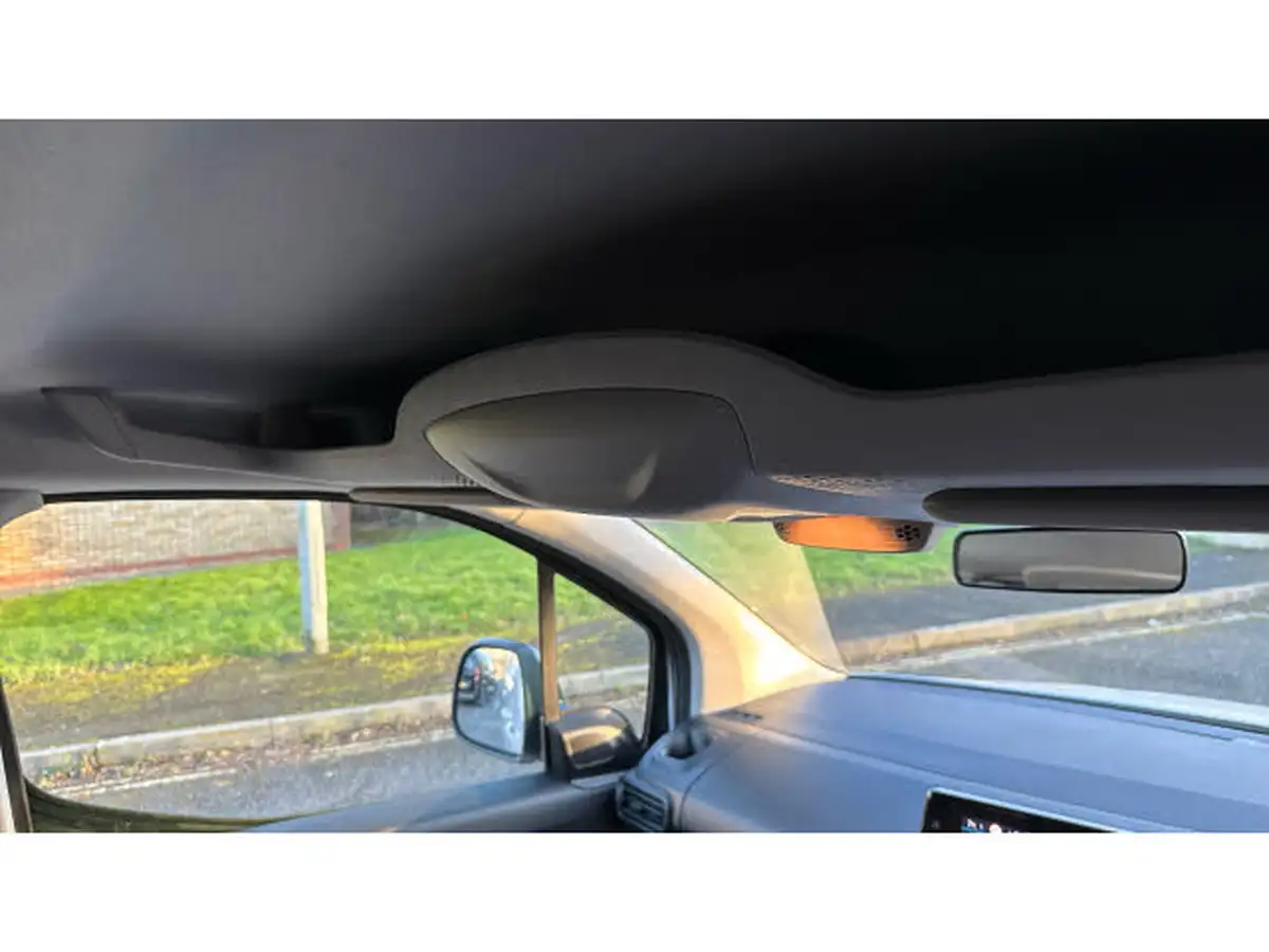 2024-citroen-berlingo-15-bluehdi-950-driver-edition-100pseu6d-big-30