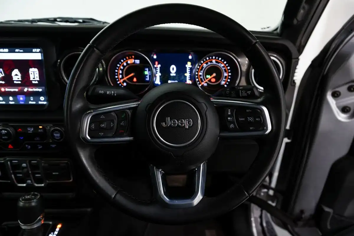 2020-jeep-wrangler-20-gme-night-eagle-big-12