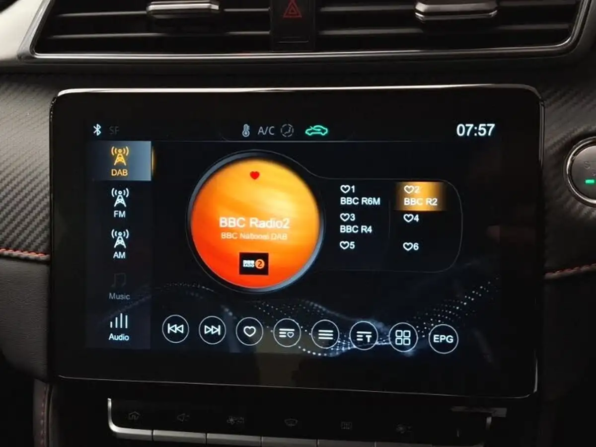 2024-mg-zs-suv-10t-gdi-exclusive-big-9