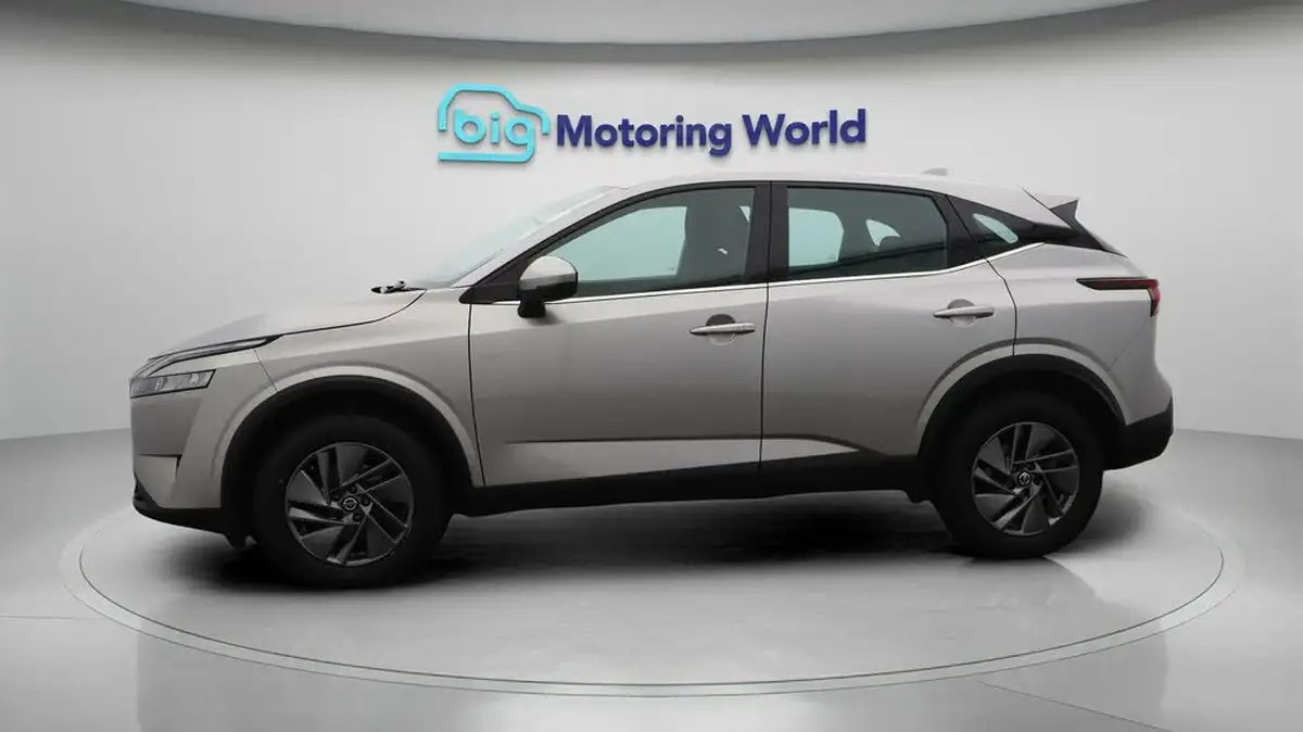 2022-nissan-qashqai-13-dig-t-acenta-premium-140ps-big-4