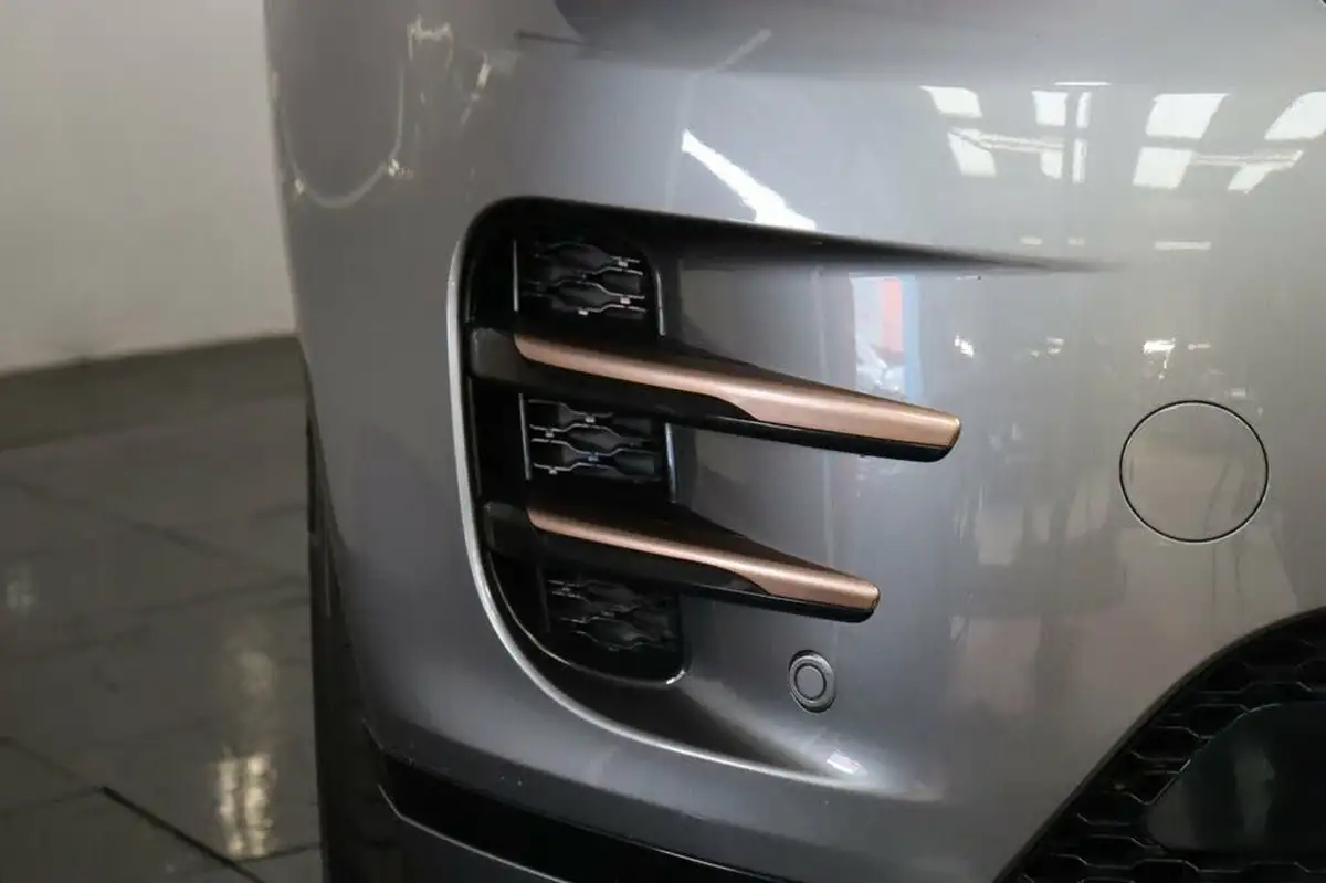 2022-land-rover-range-rover-evoque-15-p300e-r-dynamic-hse-big-18