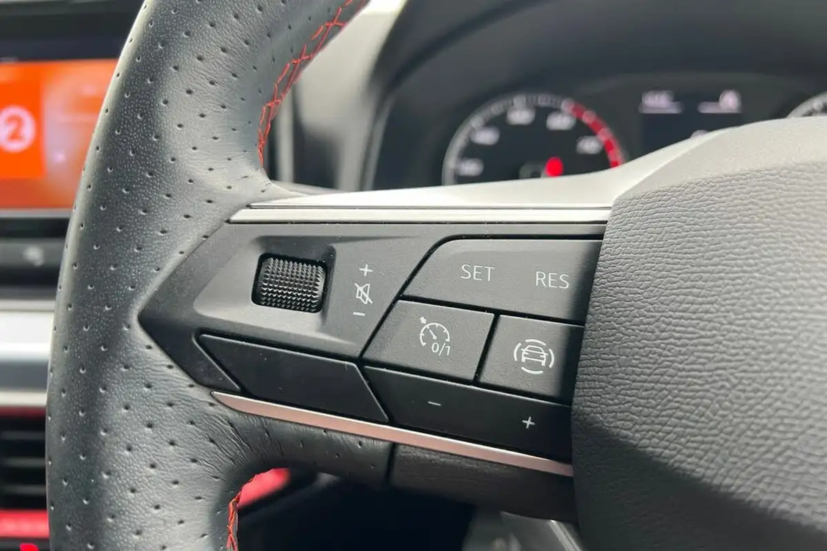2022-seat-ibiza-10-tsi-fr-edition-95ps-big-23