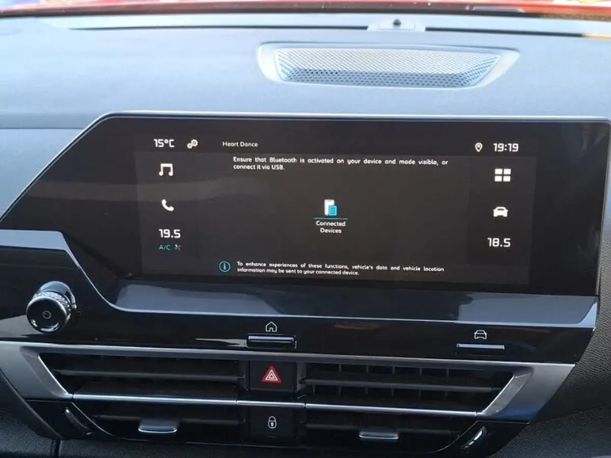 2023-citroen-c4-12-puretech-sense-big-16