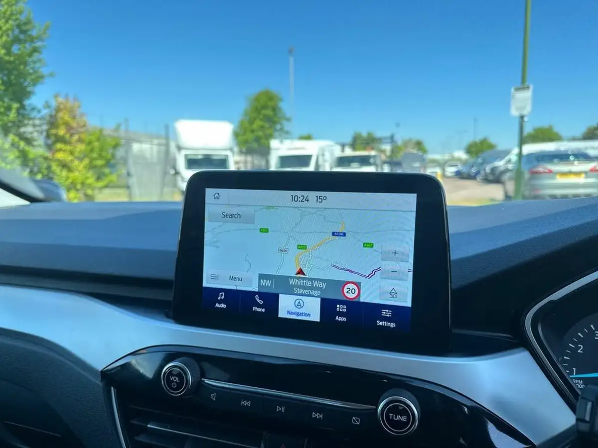 2022-ford-kuga-15t-zetec-big-19