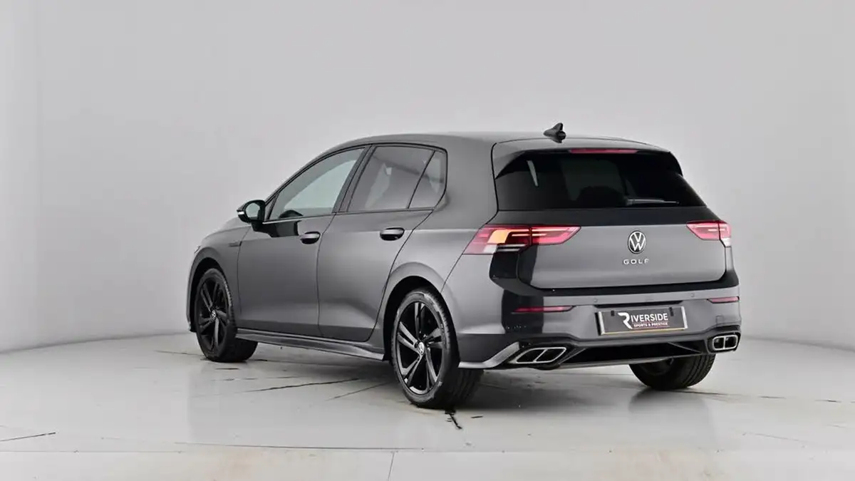 2022-volkswagen-golf-15-tsi-r-line-130ps-hatchback-big-66