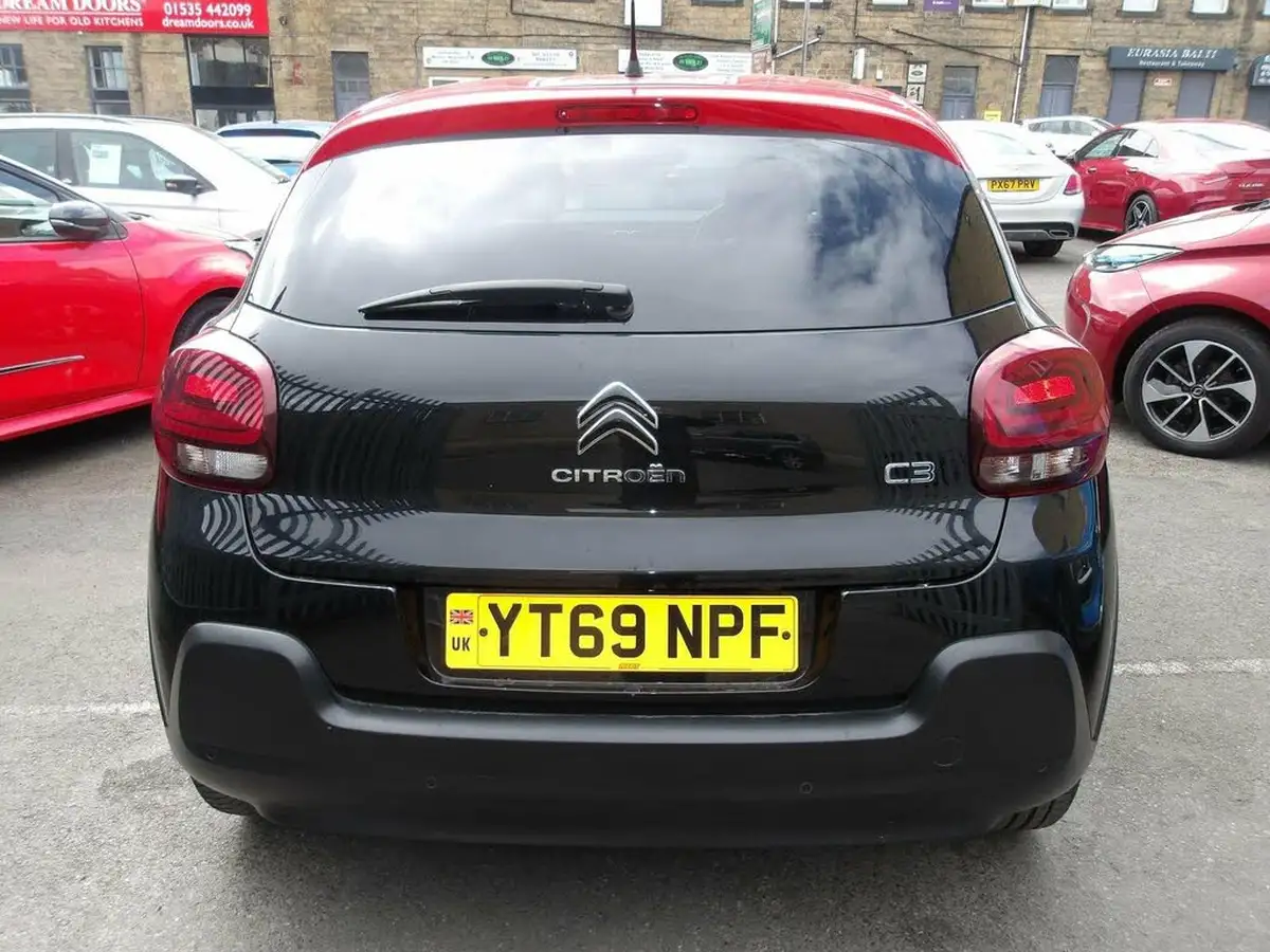 2019-citroen-c3-12-puretech-flair-nav-edition-82ps-ss-big-4