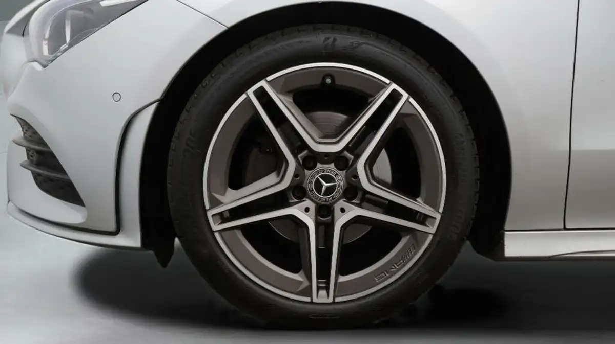 2021-mercedes-benz-cla-13-cla-180-amg-line-premium-coupe-4d-big-18