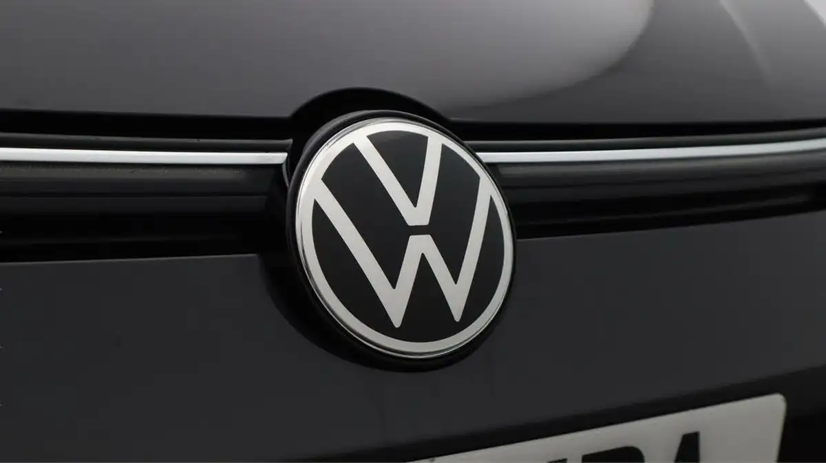 2021-volkswagen-golf-20tdi-gtd-big-22