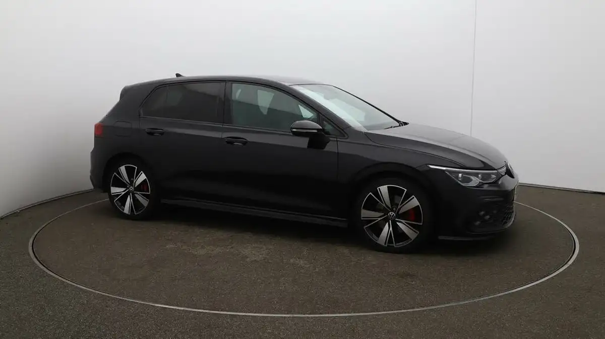 2021-volkswagen-golf-20tdi-gtd-big-39