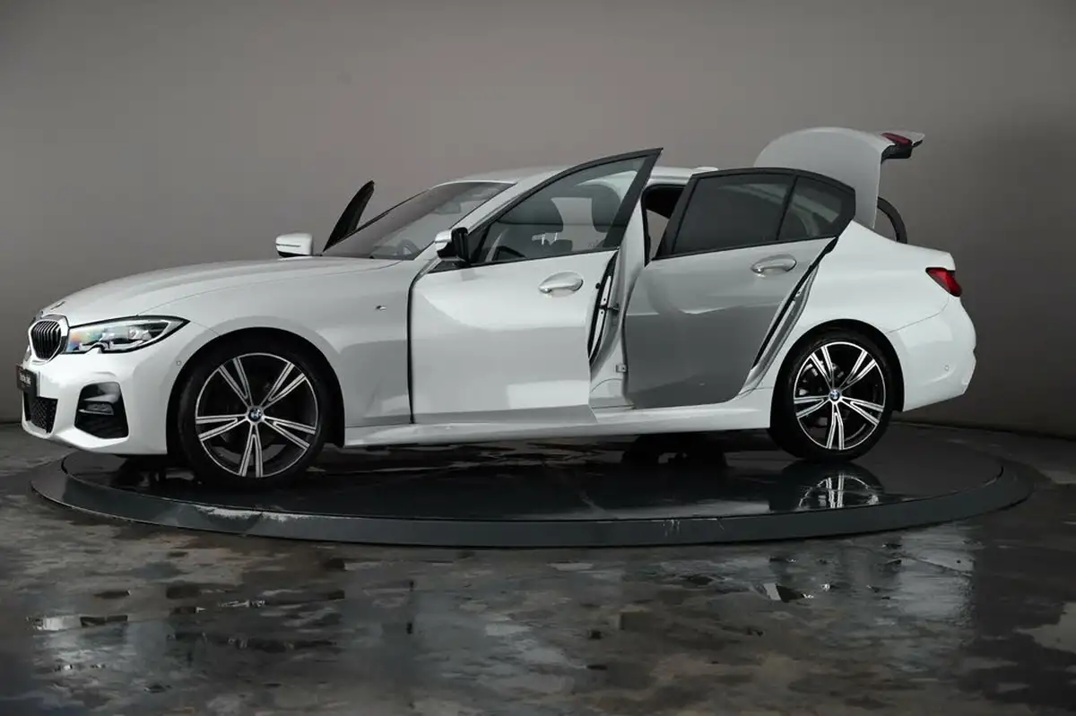 2020-bmw-3-series-20-320i-m-sport-tu-saloon-4d-big-47