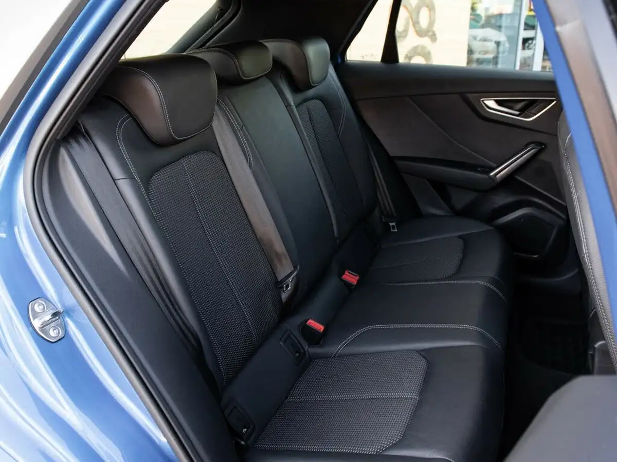 2018-audi-q2-14-tfsi-s-line-big-35