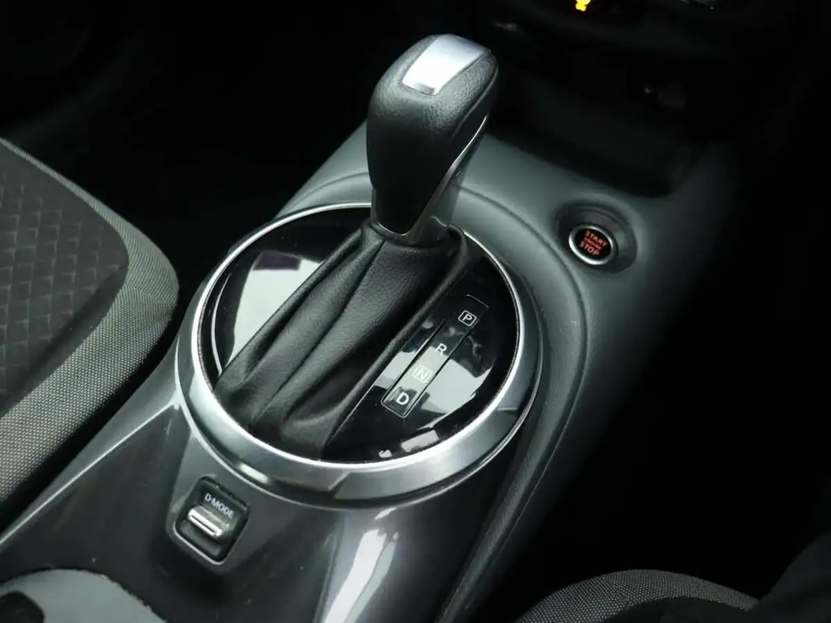 2022-nissan-juke-10-dig-t-n-connecta-dct-big-30
