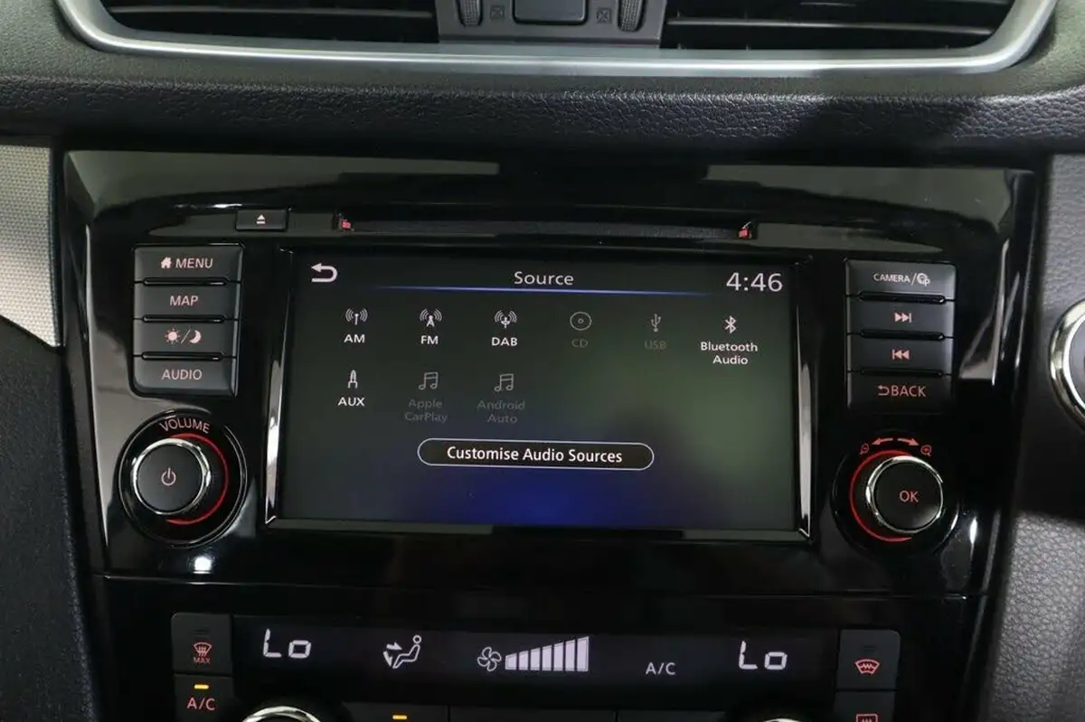 2020-nissan-qashqai-big-34