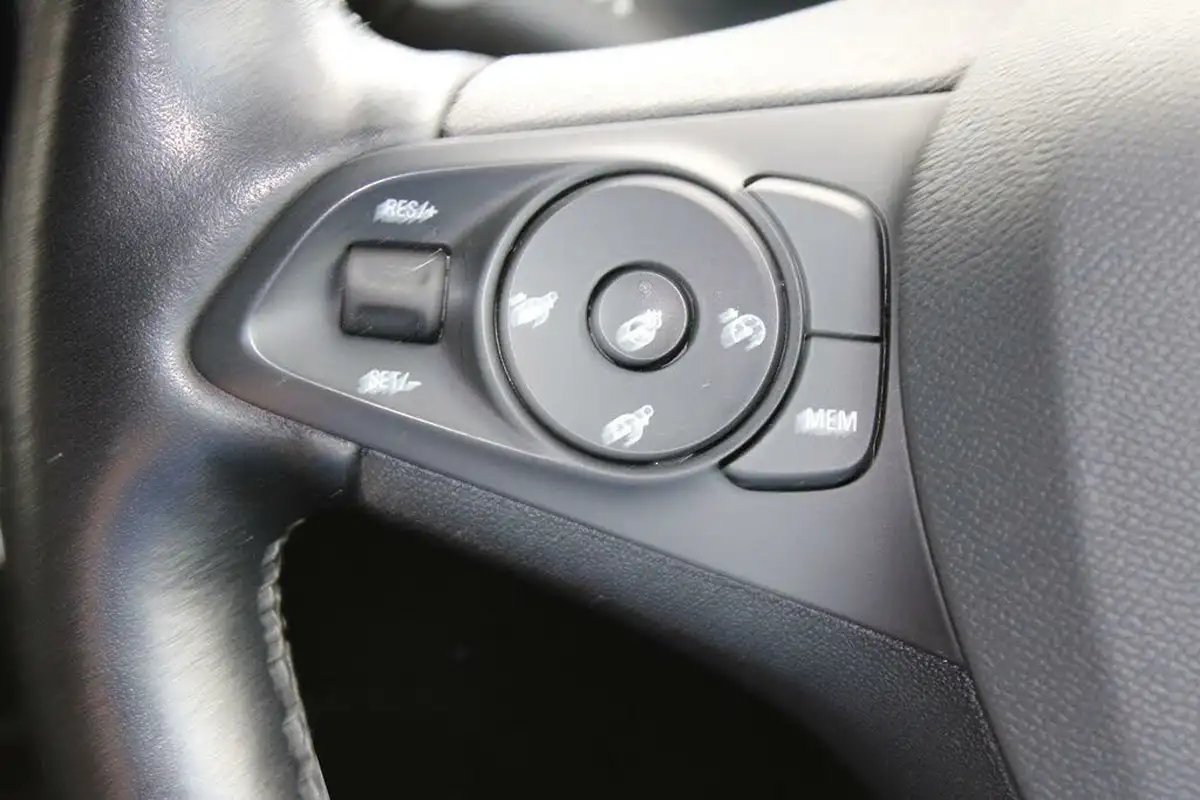 2020-vauxhall-corsa-12-turbo-sri-nav-premium-big-12