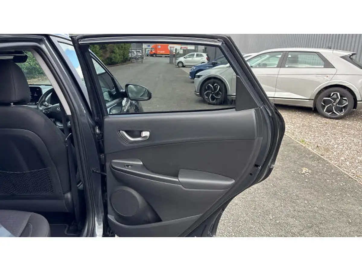 2021-hyundai-kona-10-t-gdi-premium-48-volt-mhev-big-64