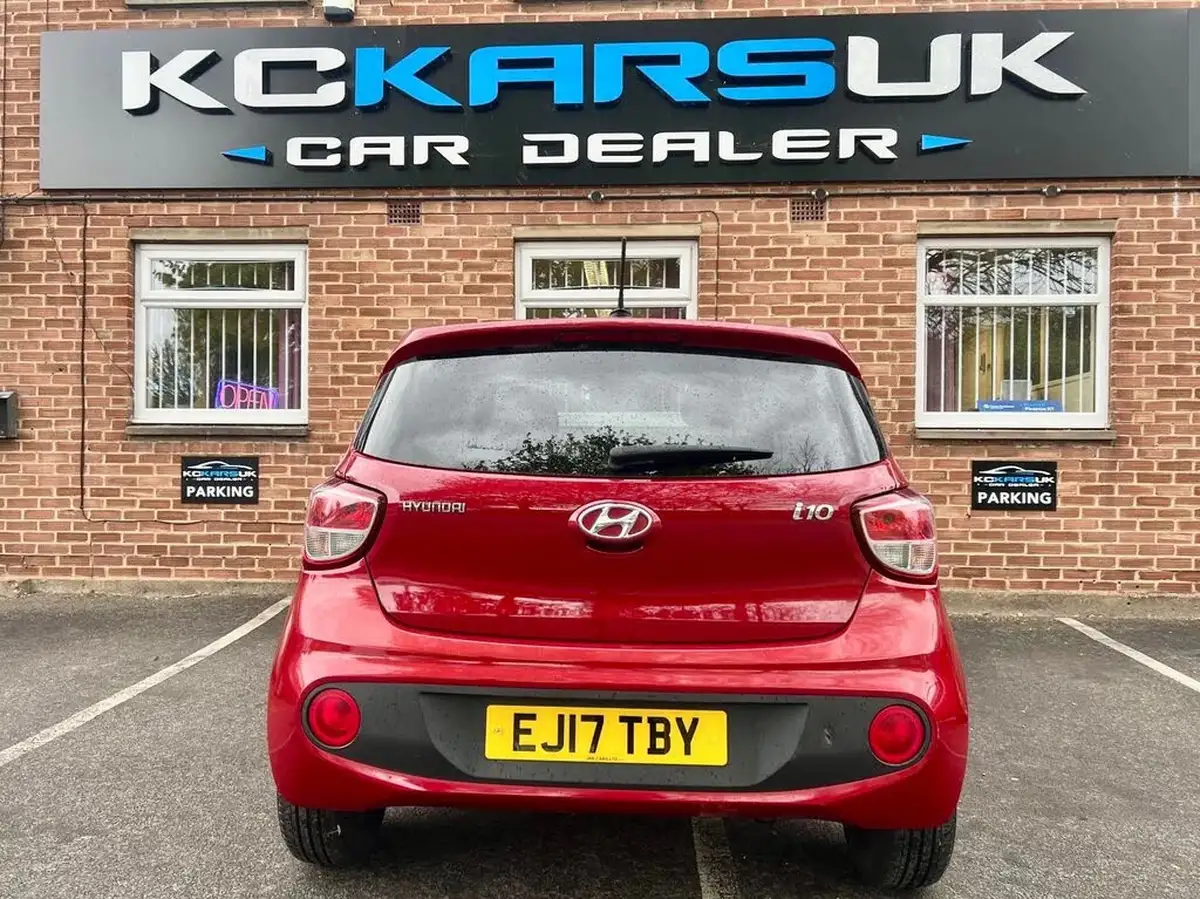 2017-hyundai-i10-10-premium-big-5