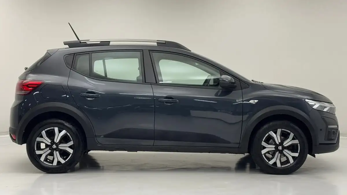 2022-dacia-sandero-stepway-10-tce-prestige-90bhp-big-4