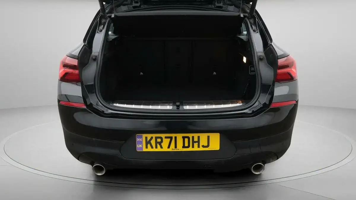 2021-bmw-x2-20-sdrive20i-sport-big-17