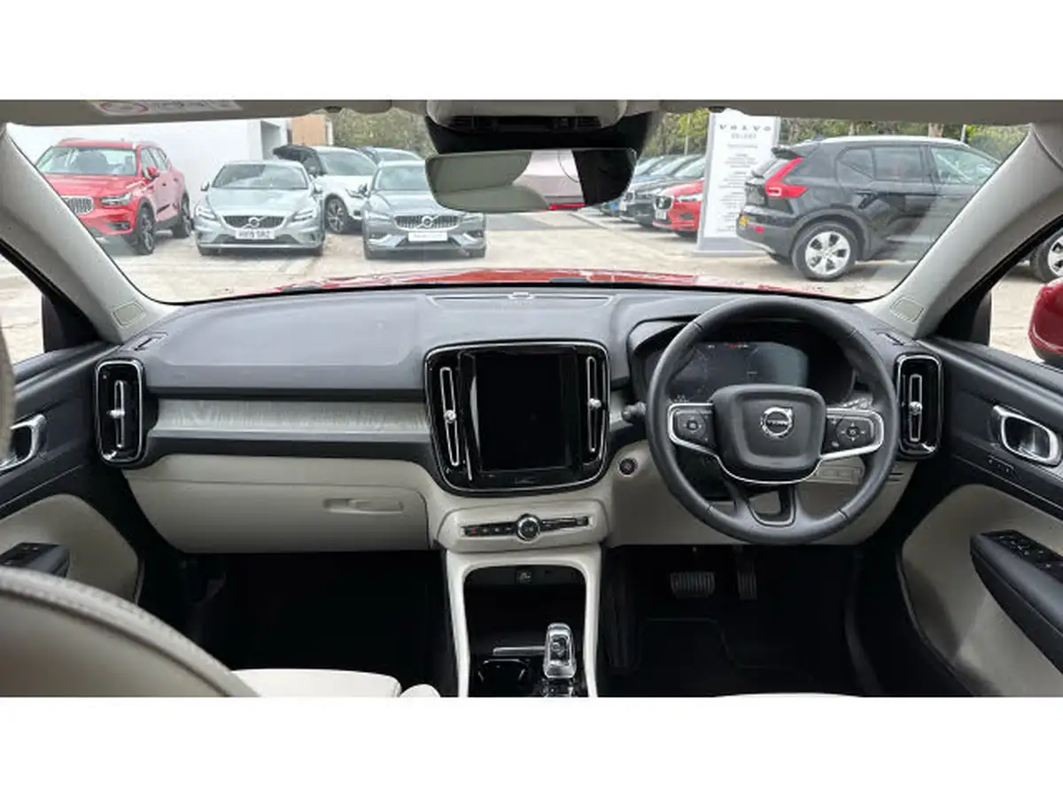 2022-volvo-xc40-15-t5-inscription-pro-big-19