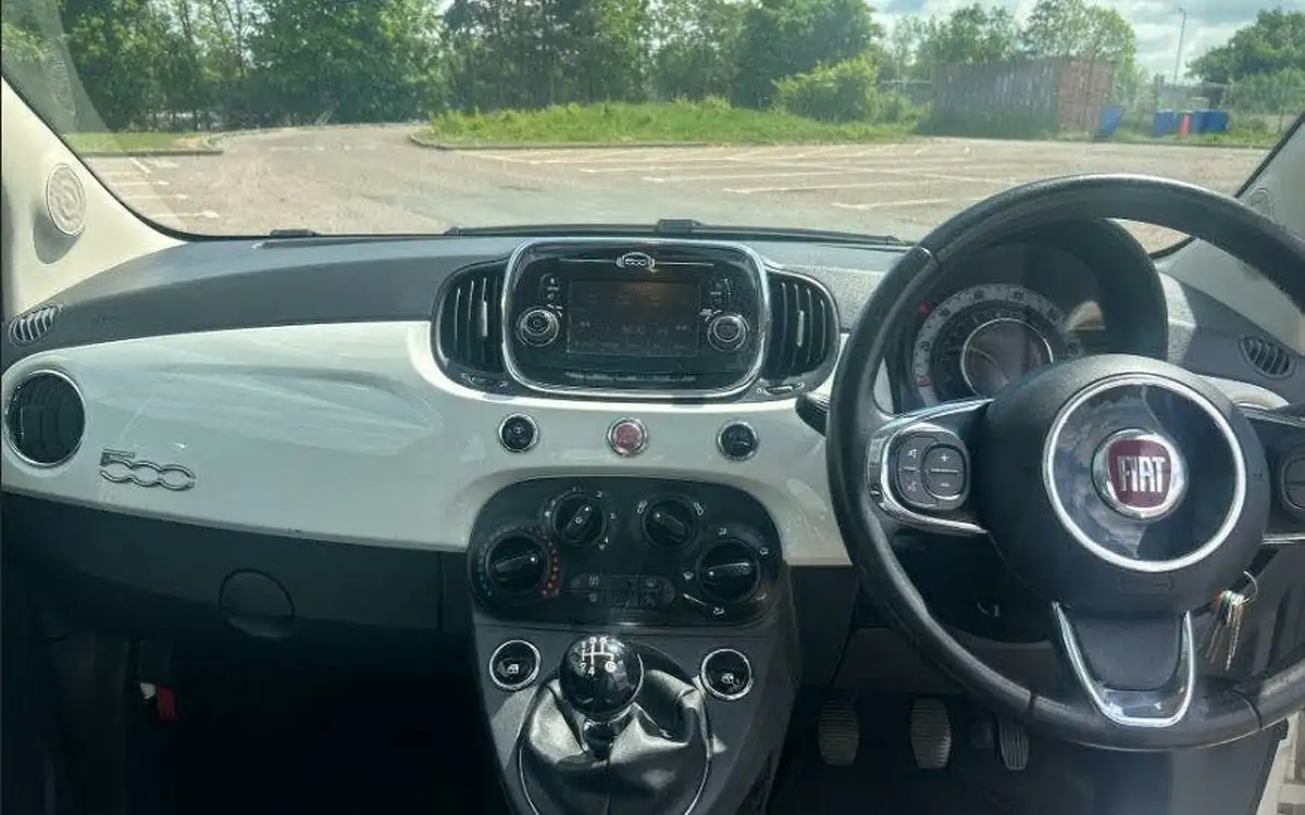 2016-fiat-500-12-lounge-big-2