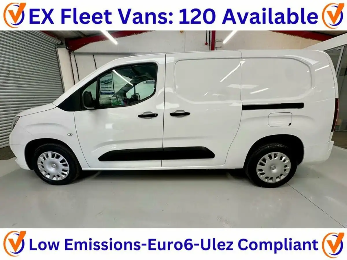 2022-vauxhall-combo-15cdti-sportive-2300-100pseu6dt-l2h1-big-0