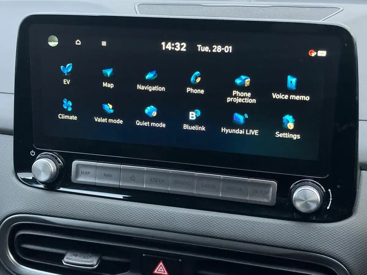 2023-hyundai-kona-e-premium-136ps-39kwh-big-38