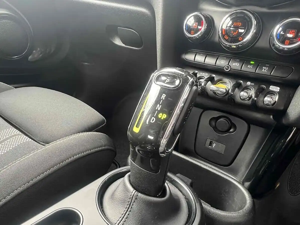 2021-mini-cooper-e-cooper-s-1-big-26