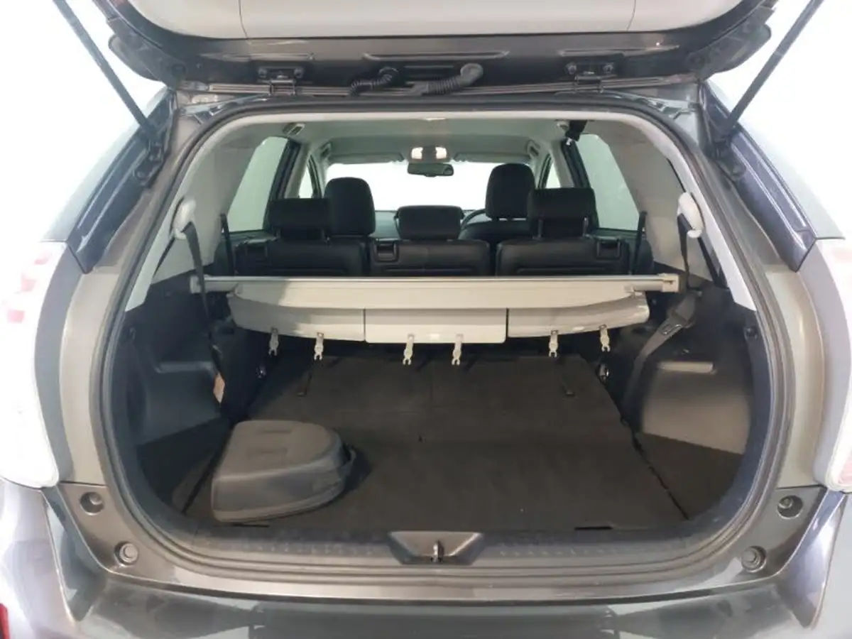 2020-toyota-prius-18-vvt-i-excel-big-7