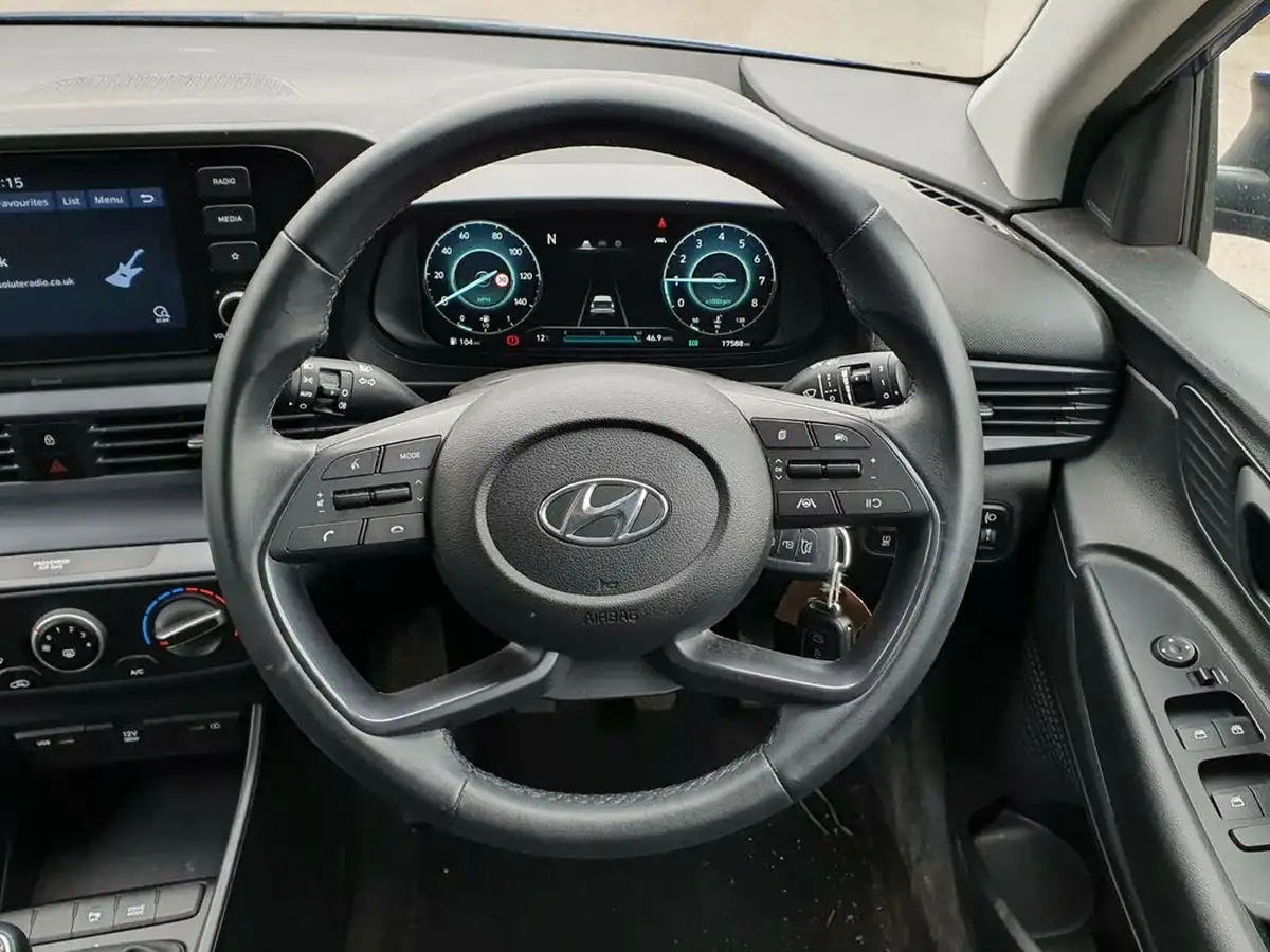 2022-hyundai-i20-10-t-gdi-se-connect-eclutch-imt-big-11