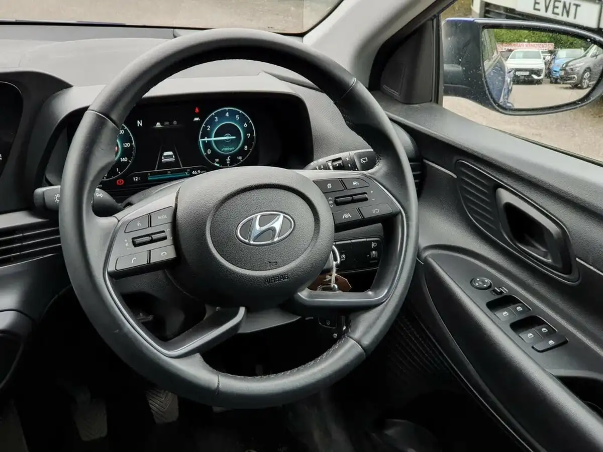 2022-hyundai-i20-10-t-gdi-se-connect-eclutch-imt-big-15