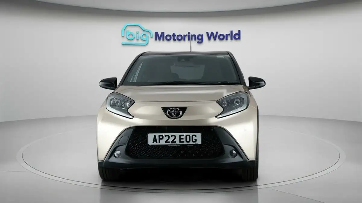 2022-toyota-aygo-x-10-vvt-i-edge-big-1