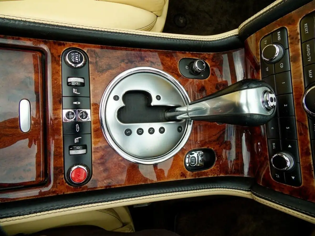 2007-bentley-continental-60-gtc-big-44