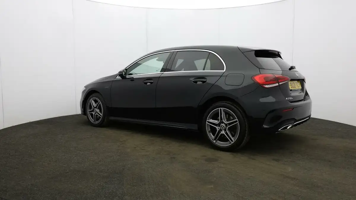2021-mercedes-benz-a-class-13-a250e-amg-line-hatchback-5d-big-4