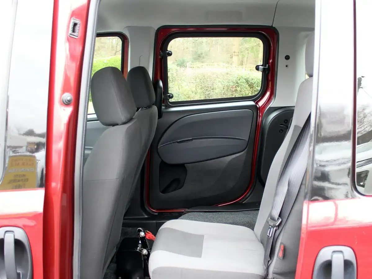 2017-fiat-doblo-14-pop-big-26