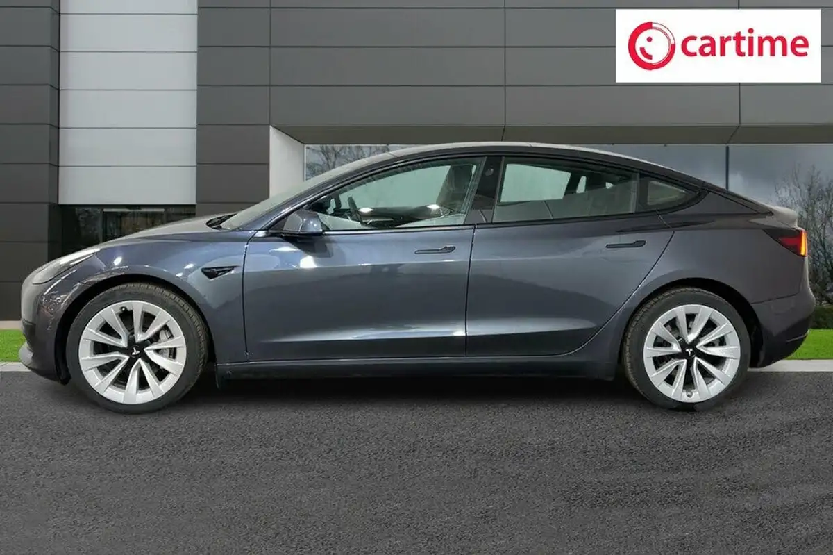2021-tesla-model-3-e-standard-plus-big-2