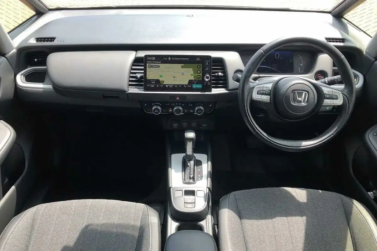 2022-honda-jazz-15-i-mmd-ex-107ps-big-3