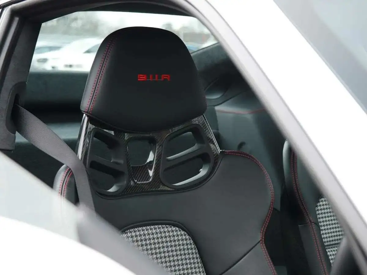 2016-porsche-911-40-r-big-24