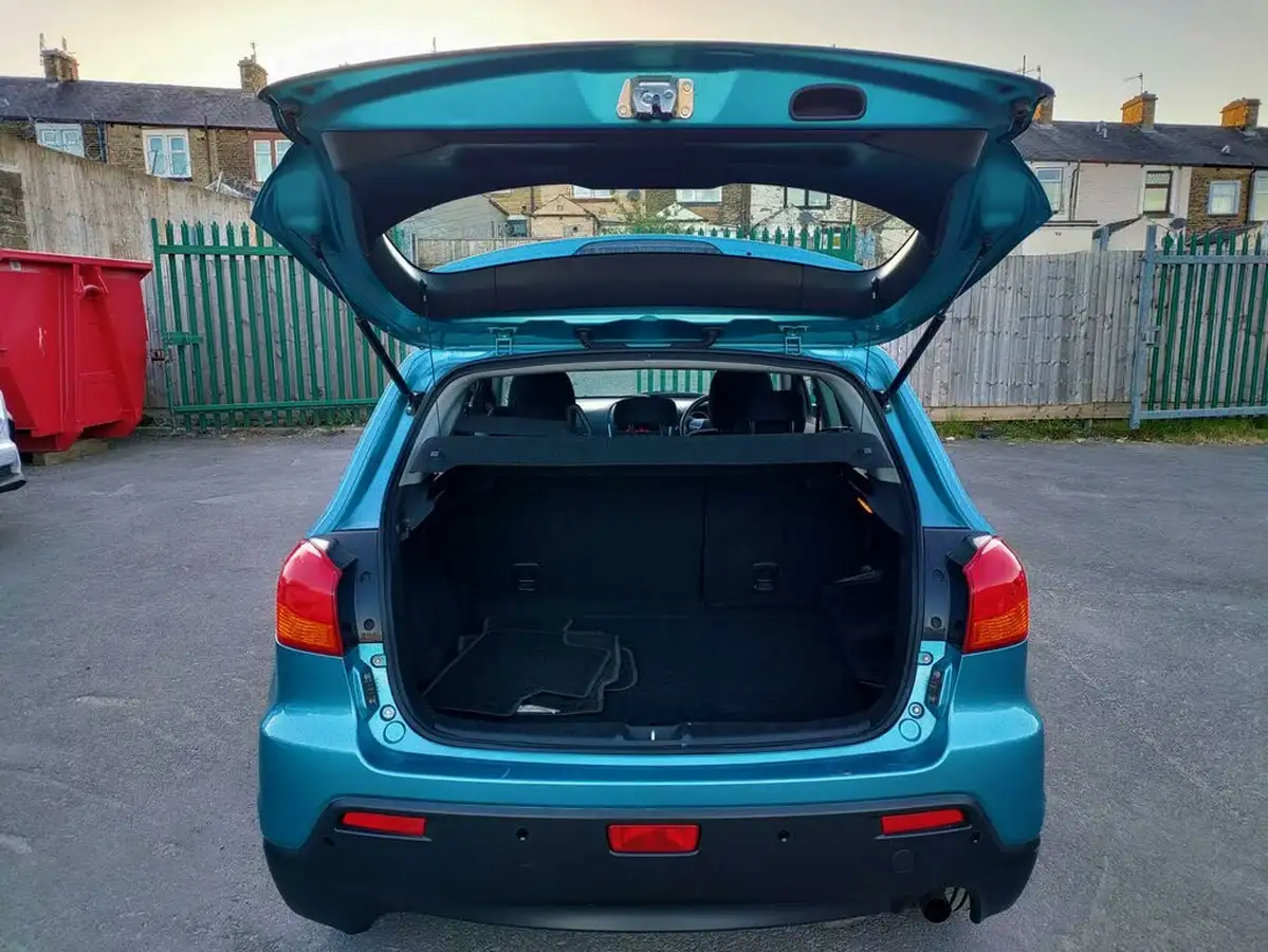 2012-mitsubishi-asx-16-attivo-big-17