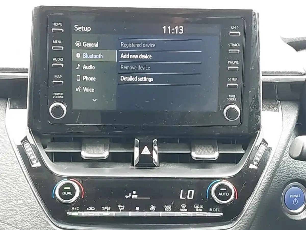 2020-toyota-corolla-18-vvt-i-design-trk-touring-sports-5d-big-18