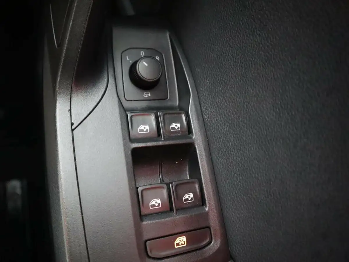 2022-seat-arona-10-tsi-fr-sport-big-36