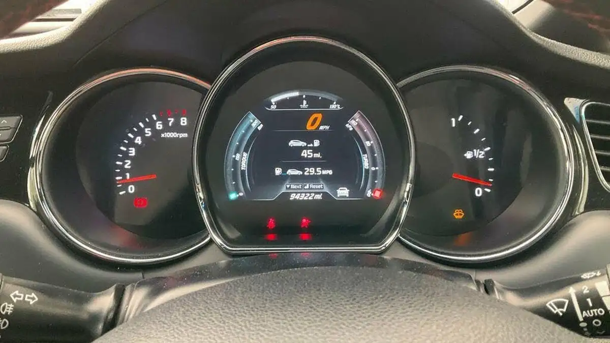 2014-kia-ceed-16-gt-tech-big-14