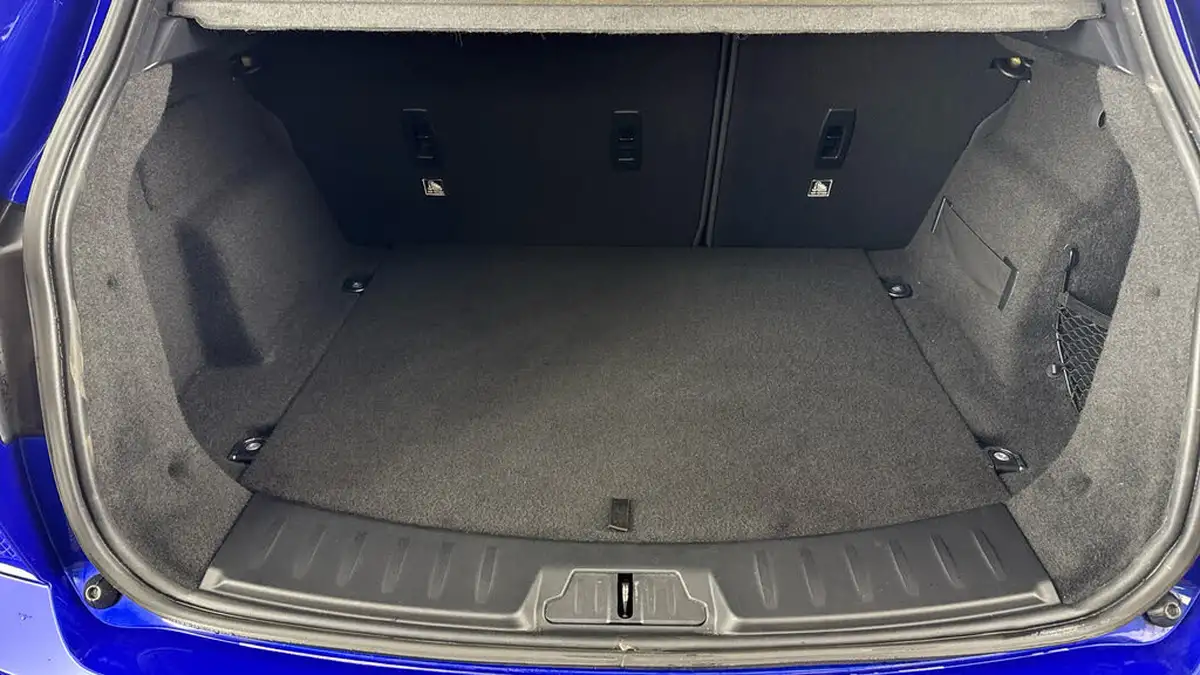 2018-jaguar-e-pace-20-i4d-r-dynamic-se-180ps-big-14
